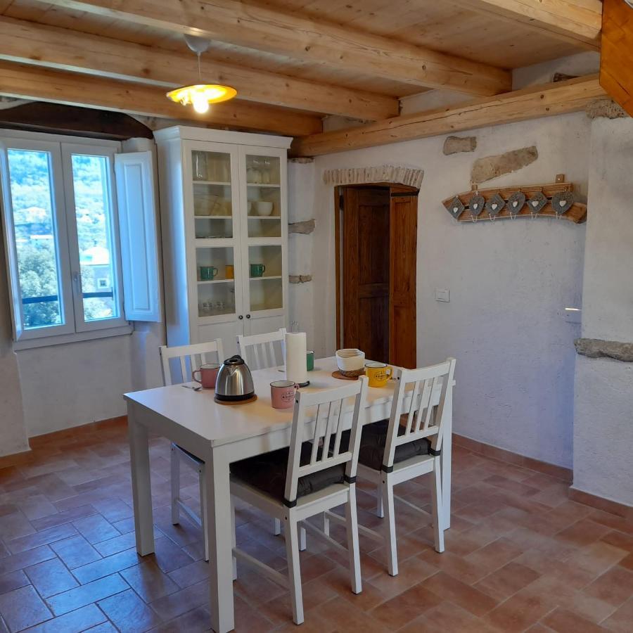 Ca Di Pippo "Volpe" Appartamento Ristrutturato Orco Feglino Exterior foto