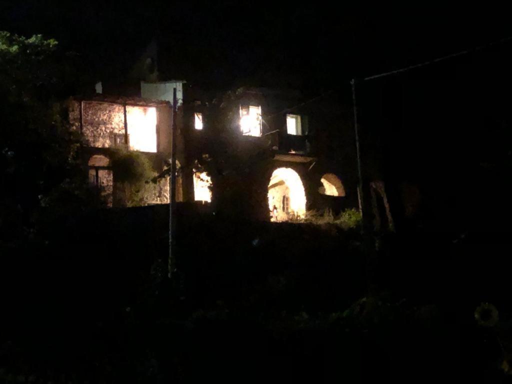 Ca Di Pippo "Volpe" Appartamento Ristrutturato Orco Feglino Exterior foto